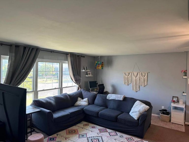 Royal Oak Condo